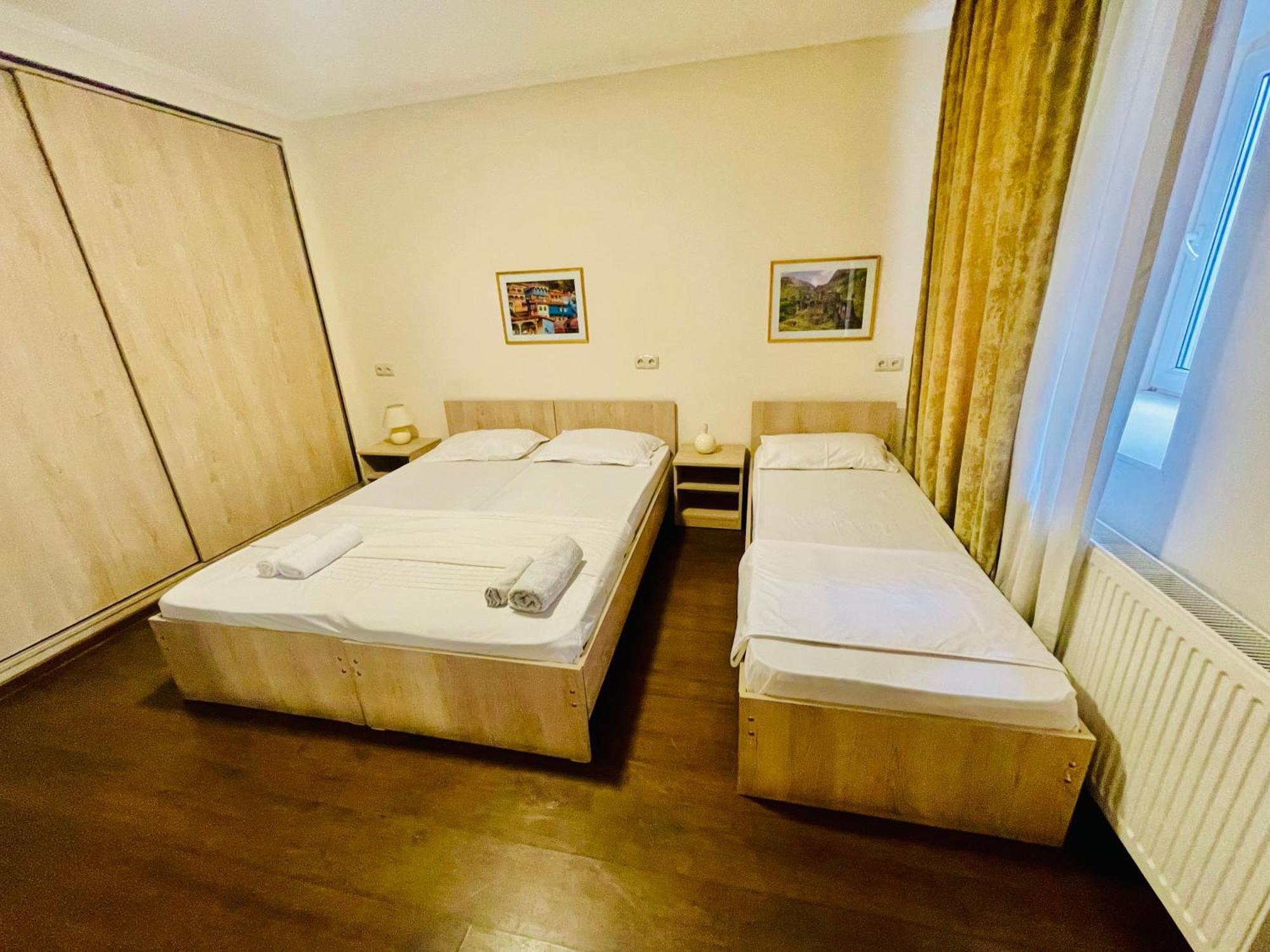 Bon Voyage Hostel Τυφλίδα Εξωτερικό φωτογραφία