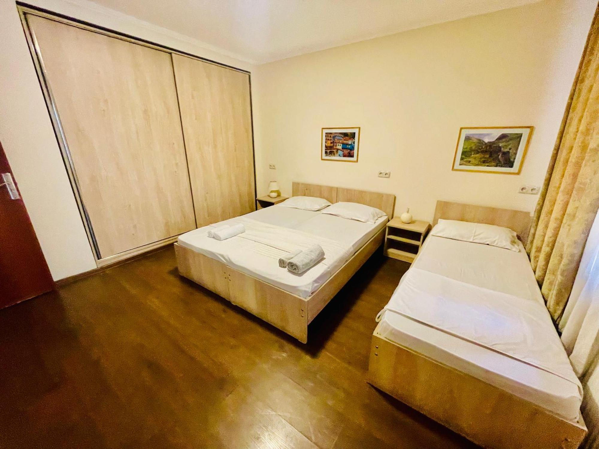 Bon Voyage Hostel Τυφλίδα Εξωτερικό φωτογραφία