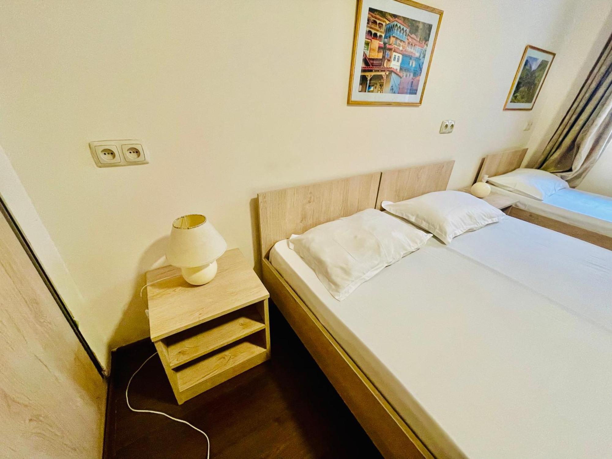 Bon Voyage Hostel Τυφλίδα Εξωτερικό φωτογραφία