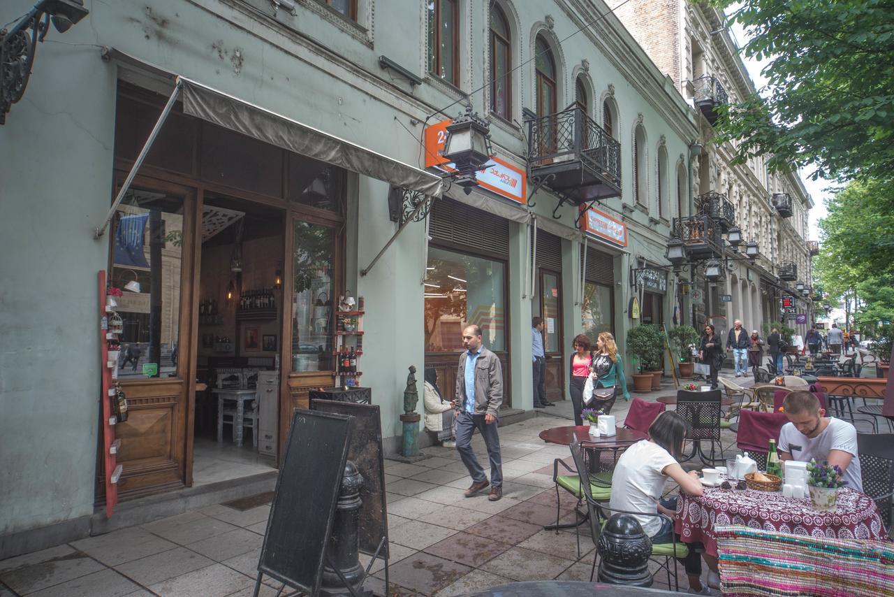 Bon Voyage Hostel Τυφλίδα Εξωτερικό φωτογραφία
